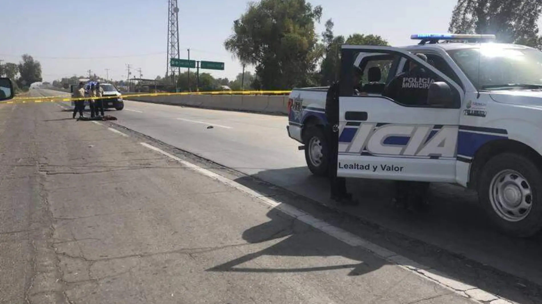 Muere hombre atropellado sobre carretera a San Luis 